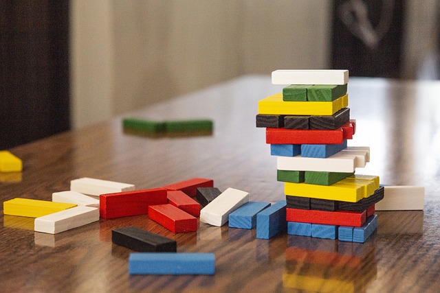 5. Techniques and Styles: Discovering⁣ Various Approaches to Writing on Jenga ‌Blocks